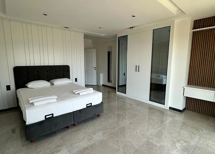 Willa Nefiss With Private Pool Kusadası