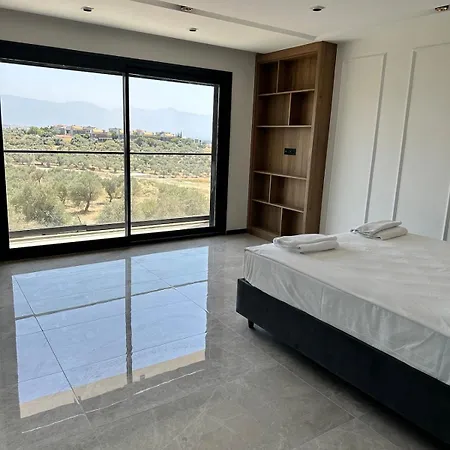 Villa Nefiss With Private Pool Kusadasi