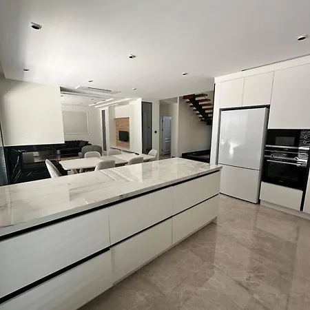 Villa Nefiss With Private Pool Kusadasi