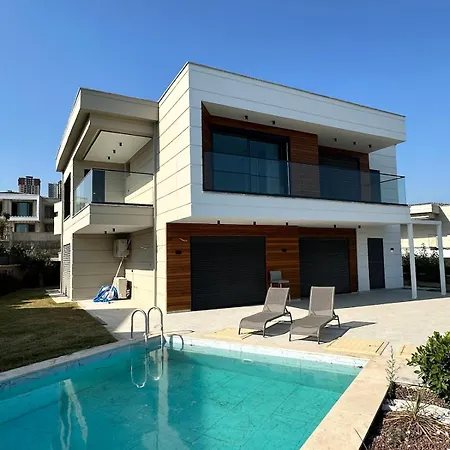 Nefiss With Private Pool וילה